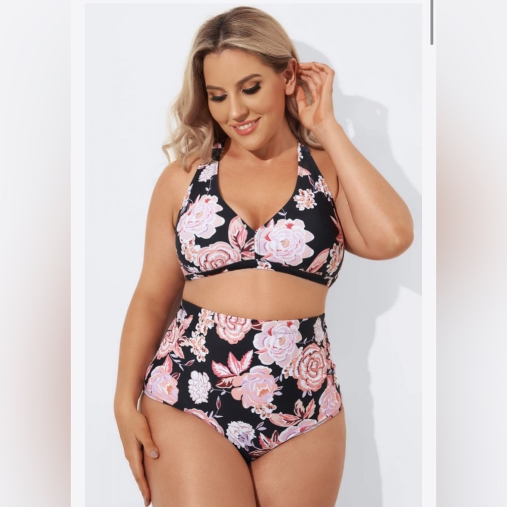 Floral print bikini — MeetCurve